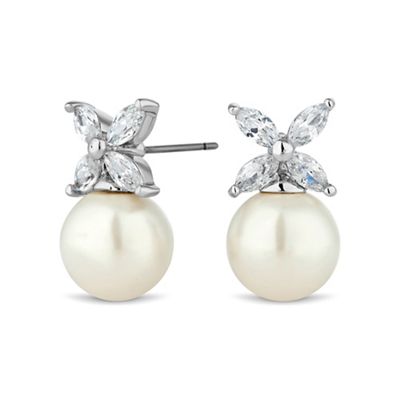 Flower and pearl stud earring